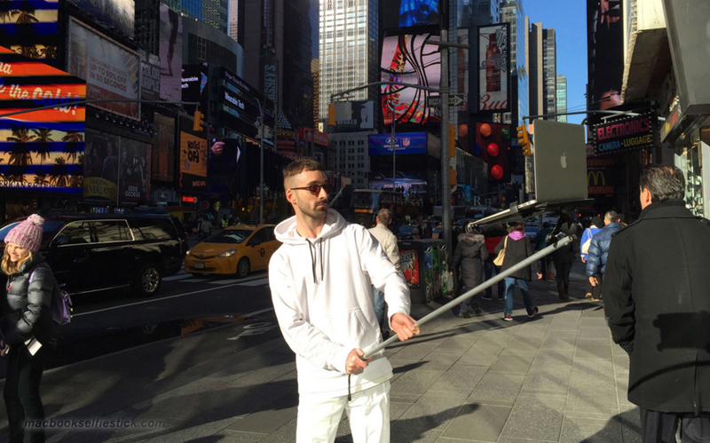 Illustration for article titled MacBook Selfie Stick Is an Innovation the World Desperately Needs